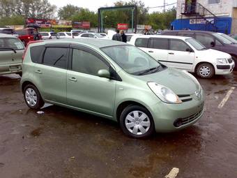 2006 Nissan Note Pictures