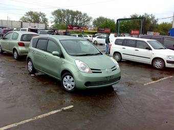2006 Nissan Note Photos