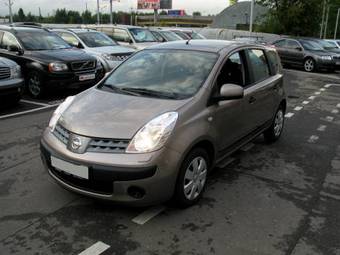 2006 Nissan Note Pictures