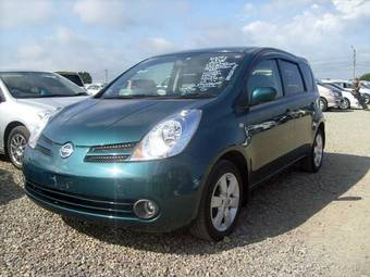 2006 Nissan Note Pictures