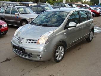 2006 Nissan Note Pictures