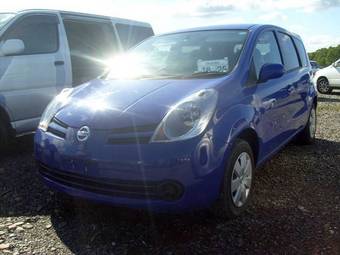 2006 Nissan Note Photos