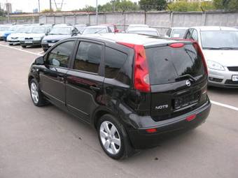 2006 Nissan Note Pictures