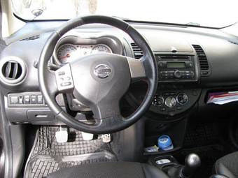 2007 Nissan Note Photos