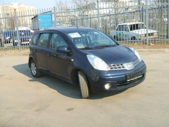 2007 Nissan Note Photos