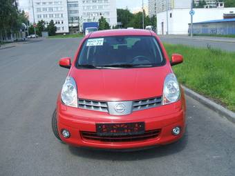 2007 Nissan Note Photos