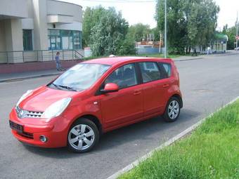 2007 Nissan Note Pictures