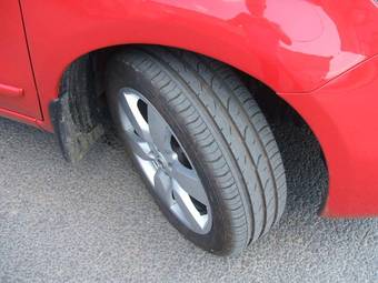 2007 Nissan Note Images