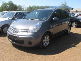 2007 Nissan Note Images
