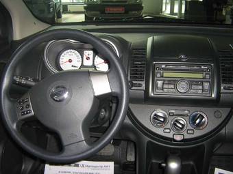 2008 Nissan Note Photos