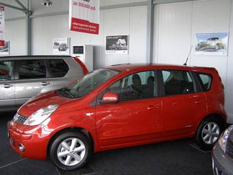 2008 Nissan Note Photos