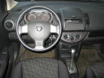 2008 Nissan Note Photos