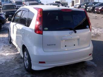 2008 Nissan Note Images