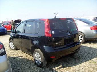 2008 Nissan Note Photos