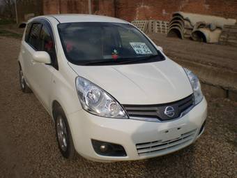 2008 Nissan Note Photos
