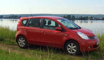 2008 Nissan Note Photos
