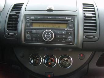 2009 Nissan Note Pictures