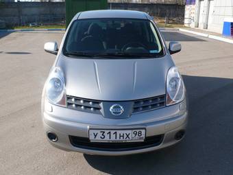 2009 Nissan Note Photos