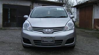 2009 Nissan Note Photos