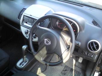 2010 Nissan Note Wallpapers