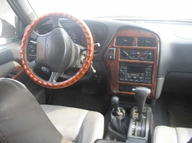 1997 Nissan Pathfinder