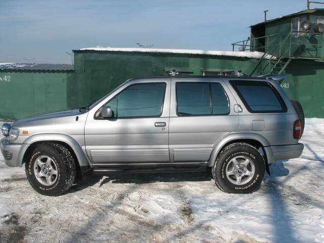 1998 Nissan Pathfinder