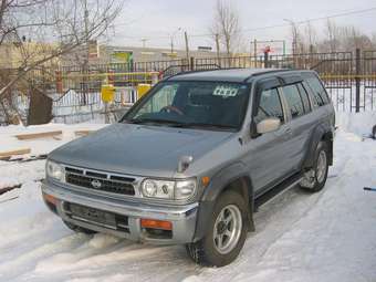 1998 Nissan Pathfinder Photos