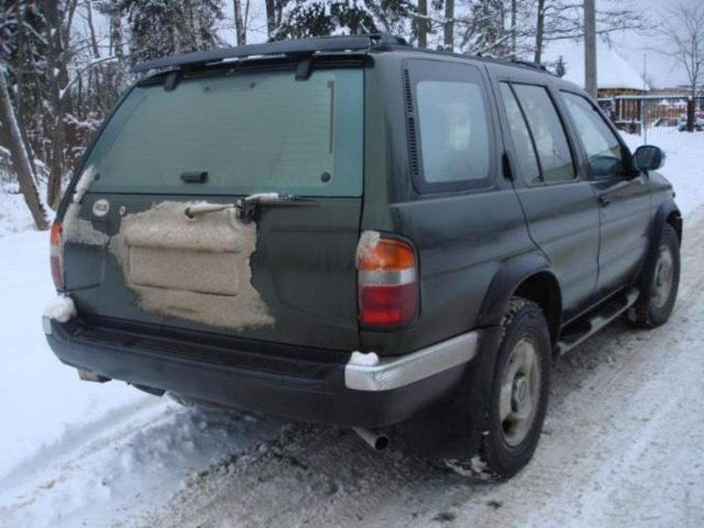 1999 Nissan Pathfinder