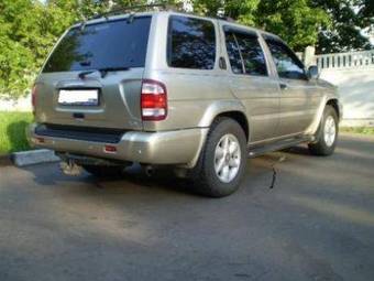 2000 Nissan Pathfinder Images