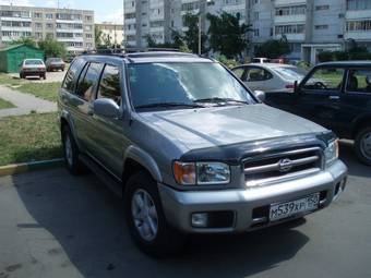 2000 Nissan Pathfinder For Sale