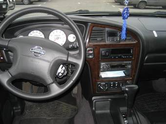 2000 Nissan Pathfinder Photos