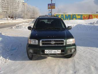 2001 Nissan Pathfinder Pictures