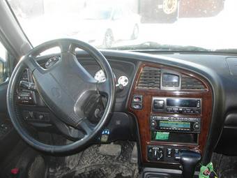 2001 Nissan Pathfinder Photos
