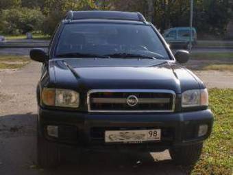 2002 Nissan Pathfinder Pictures