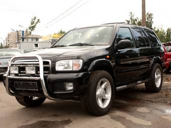 2002 Nissan Pathfinder Photos
