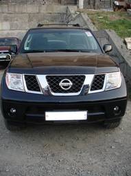 2004 Nissan Pathfinder Photos