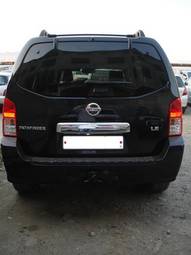 2004 Nissan Pathfinder Photos