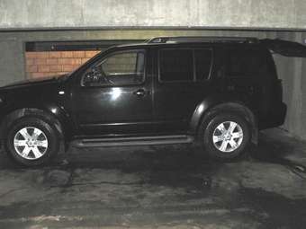 2005 Nissan Pathfinder Pictures