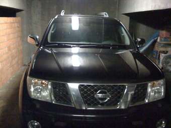 2005 Nissan Pathfinder Photos