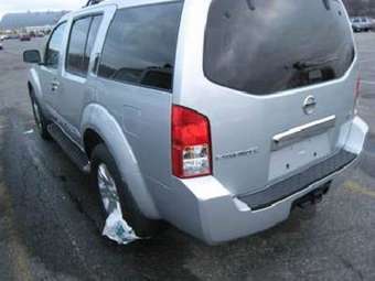 2005 Nissan Pathfinder Pics