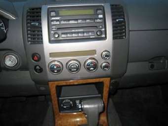 2005 Nissan Pathfinder Pictures