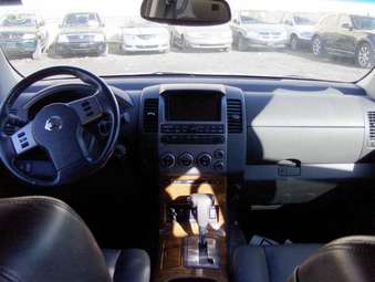 2005 Nissan Pathfinder Photos