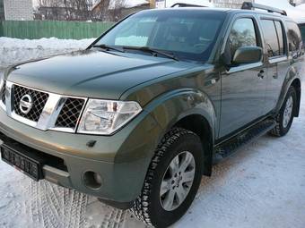2005 Nissan Pathfinder Pics