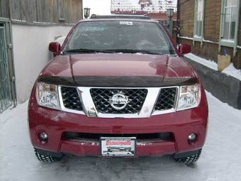 2005 Nissan Pathfinder Photos