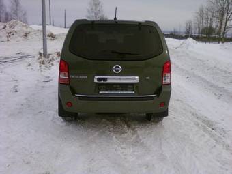 2005 Nissan Pathfinder Photos