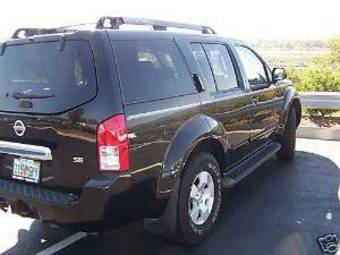 2005 Nissan Pathfinder Photos
