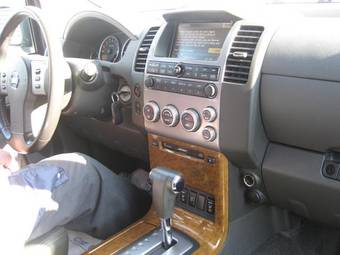 2005 Nissan Pathfinder Pictures