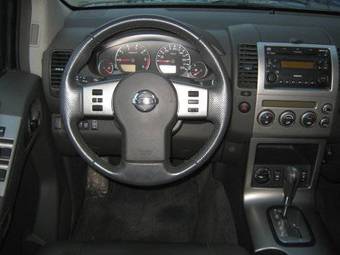 2005 Nissan Pathfinder Images