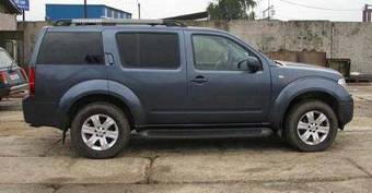 2005 Nissan Pathfinder Wallpapers