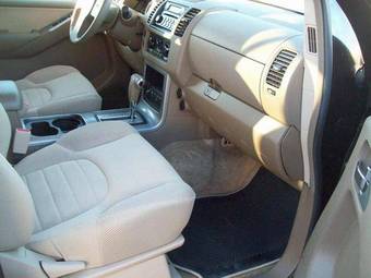 2005 Nissan Pathfinder Pictures